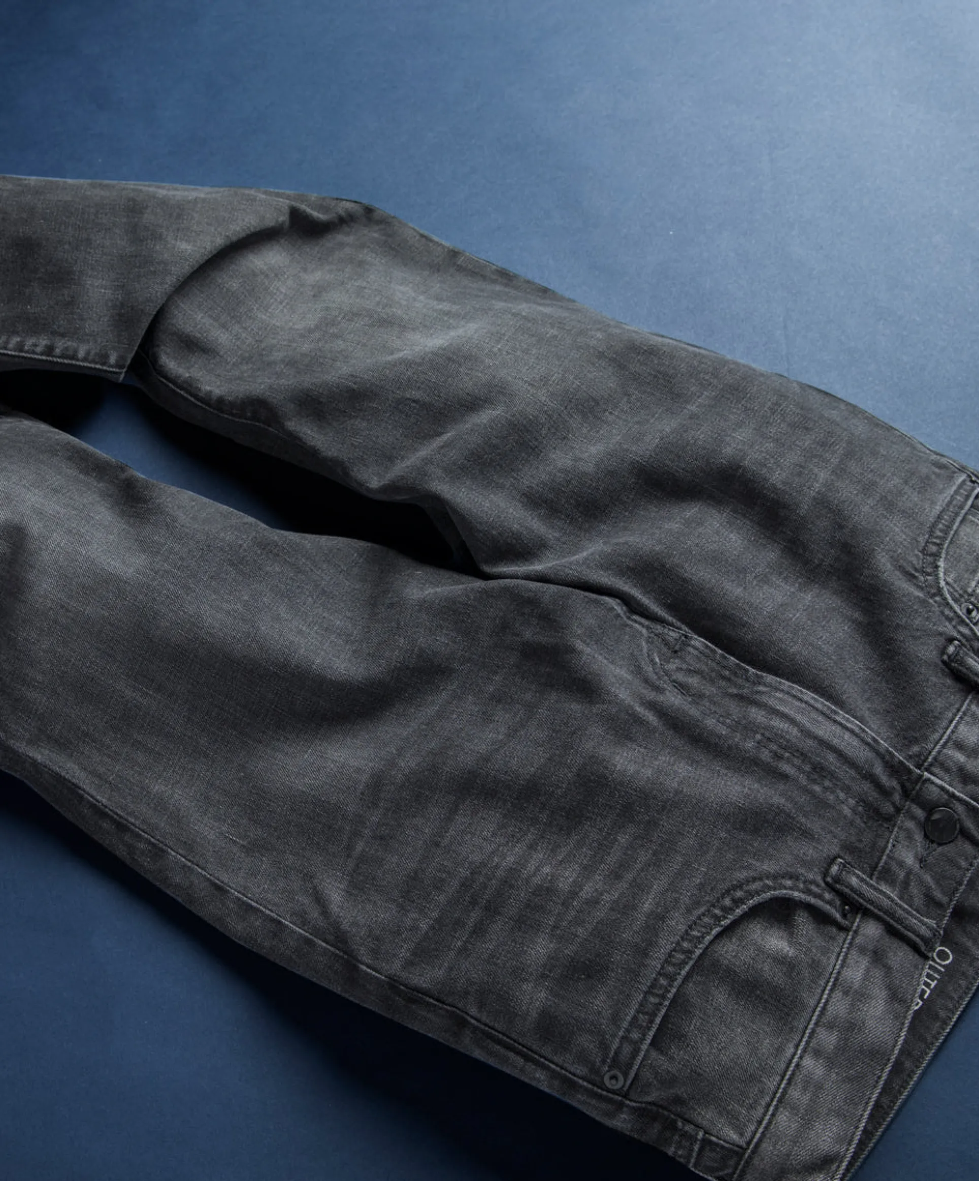 Ambassador Slim Fit